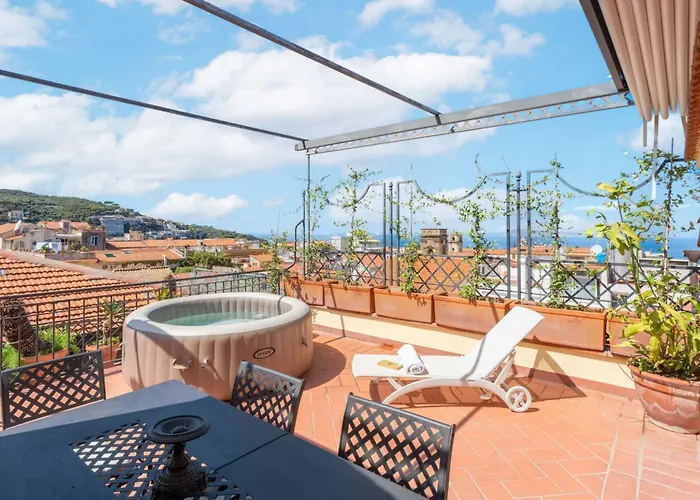 Apartment The Roof With Sea View